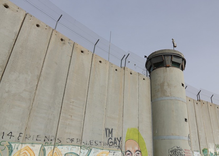 Separation wall
